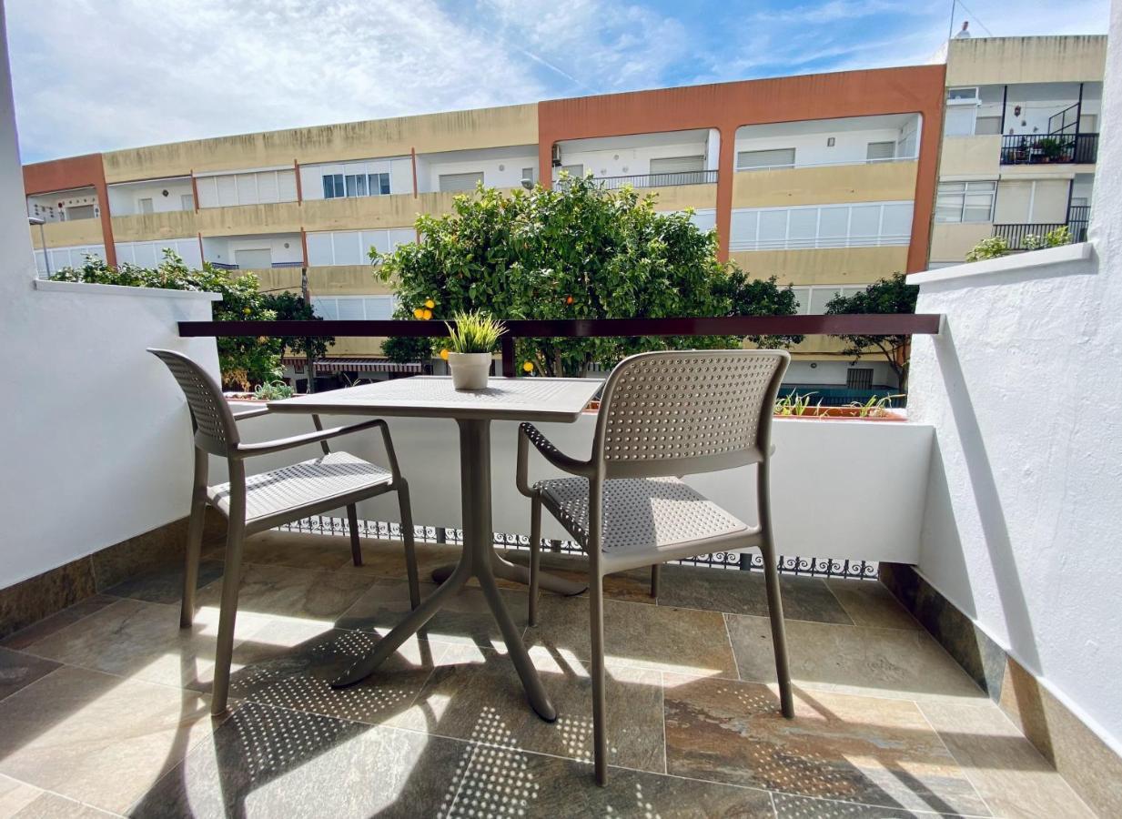 Apartamentos Turisticos Santo Rostro Chipiona Eksteriør billede