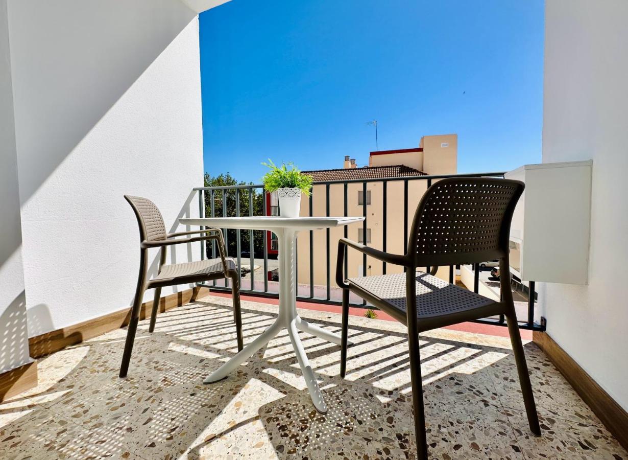 Apartamentos Turisticos Santo Rostro Chipiona Eksteriør billede