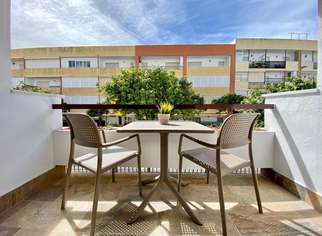 Apartamentos Turisticos Santo Rostro Chipiona Eksteriør billede