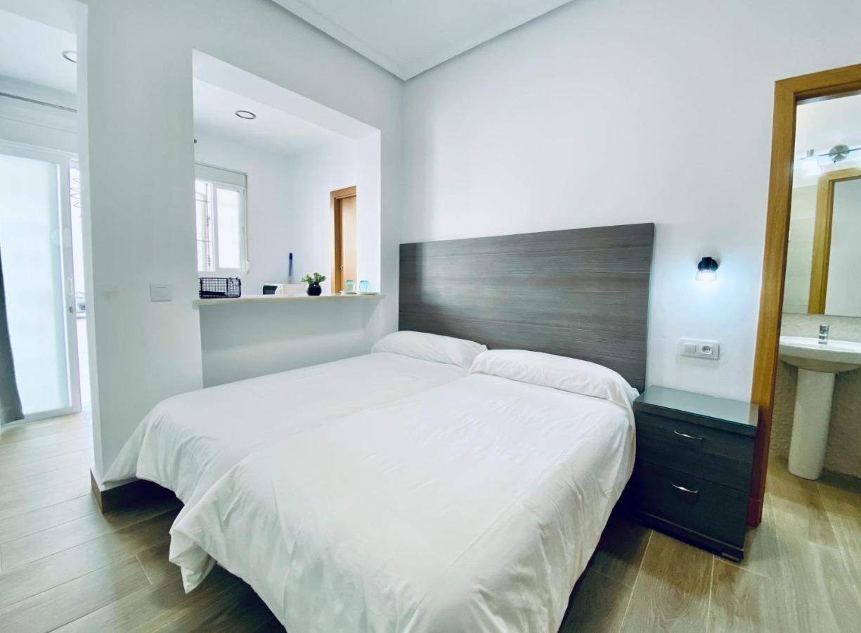 Apartamentos Turisticos Santo Rostro Chipiona Eksteriør billede