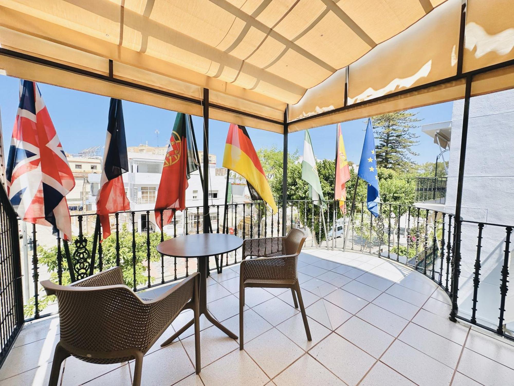 Apartamentos Turisticos Santo Rostro Chipiona Eksteriør billede
